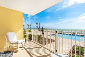 Oceanfront Private Patio-EV Charge-Aruba 105 - Image 2