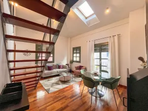Modern apt in old town w cathedral views - Image 2