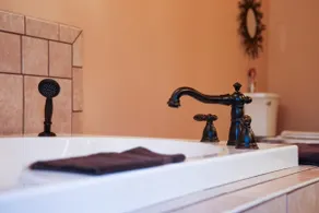 The Oakwood House - Image 3