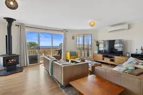 Valley Views - 11 Woodgate Road - Image 3