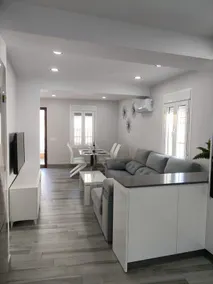 Nice home in El Gastor - Image 3