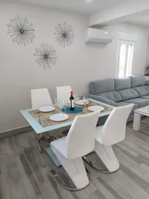 Nice home in El Gastor - Image 5