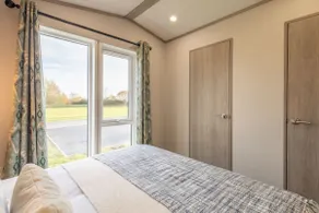 Host & Stay - Riverwood, Ashdown Retreat - Image 3