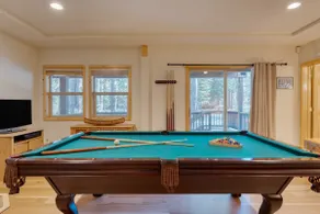 Hansel by Avantstay Pool Table, 5mins to Skiing - Image 3