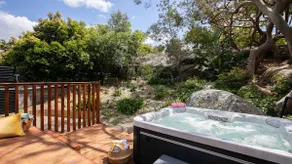 Amazing Views, Stunning Beaches and Beautiful Bushwalks - Image 3