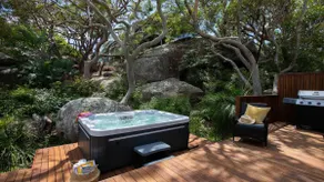 Amazing Views, Stunning Beaches and Beautiful Bushwalks - Image 2