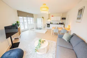Royal 60m2 One Bedroom Apartment - VW140A - Image 3