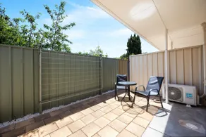 Brighton Breeze Retreat - Idyllic Beachside Stay - Image 2