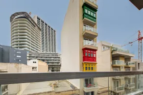 Amazing St Julian's 2BR Apt w/ Balcony - Paceville - Image 3