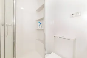 Private garden apartment - Image 4