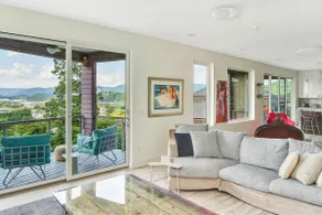 Chatt Pulse:Spacious, Chic, Mtn. Views, Art-Filled - Image 5