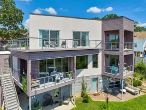 Chatt Pulse:Spacious, Chic, Mtn. Views, Art-Filled - Image 2