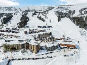 New Pet-Friendly Schweitzer Retreat w/ Hot Tub - Image 5