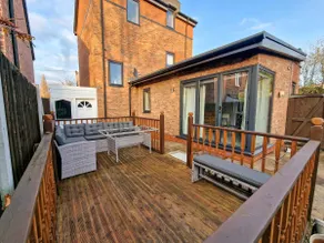 4 Bed Home in Altrincham by City SuperHost - Image 2