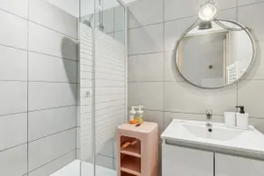 Lavie Maison Cozy 3BR Haven w Parking - Image 5