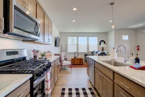 Spacious Home Close to BZN Airport & Yellowstone - Image 2