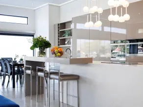 Luxury Holiday Home - Image 3