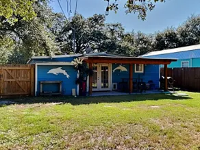 The Charming Cozy Cottage - Image 4