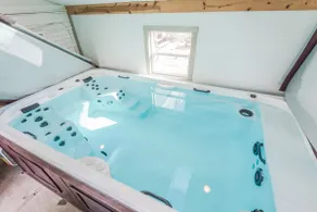Orem Mountain View Upper | Hot Tub & Movie Theater - Image 3