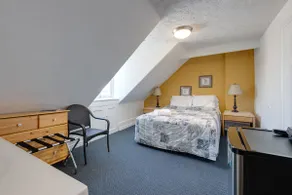 M11 | Le Cavalier du Moulin: 2 beds (in 2 rooms) - Image 4