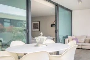Elegant Apartment in Kingston Foreshore - Hosted by Canstay - Image 5