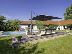 A charming vacation home with swimming pool. - Image 5