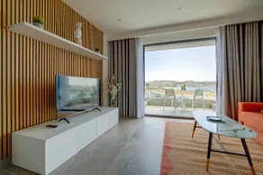 Stunning Apartment Valletta and Harbour Views by Buena Vista - Image 3
