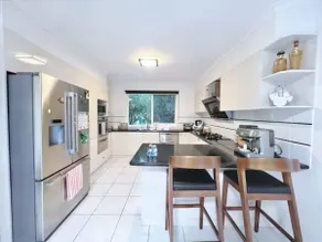 House Kimi - Image 3
