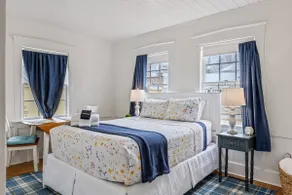 The Blake Cottage Wine Country Home - Image 4