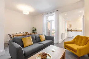 Host & Stay - North View - Image 3
