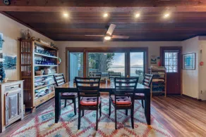 Lakefront Haven by Avantstay Minutes to Ski Resorts Private Dock - Image 5