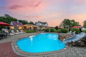 Saybrook Hall | Pickleball, Pool, and Hot Tub! - Image 2