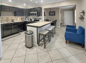 3BD Retreat| 5 Mins to Downtown! - Image 5