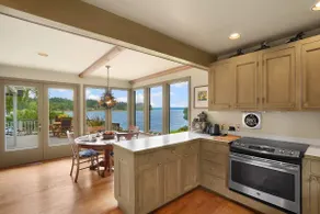 Murden Cove Waterfront Retreat: 3BR Oasis & Kayaks - Image 2
