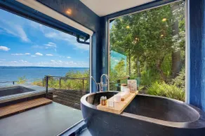SaltWood Bluff | Views. Eagles. Sunrises. - Image 5