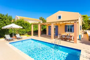 Antigoni Beach House - Image 3