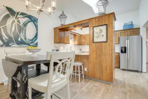 Near Medical Corridor: 'whimsy Wisconsin' Duplex - Image 2