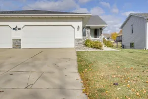 Near Medical Corridor: 'whimsy Wisconsin' Duplex - Image 3