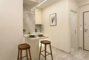 Elegant minimal studio in Kerameikos - Image 3