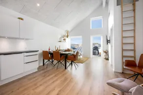 Holiday home 1042 - Image 2