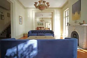 Hamilton House - 5BR Historic Home with Courtyard and Garage - Image 4