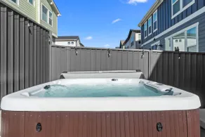 Modern, Sleeps 12, HotTub, Game Room, Patio, Grill - Image 5