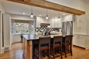 Susan Lane Hideaway - 4BR, 3BA Renovated Home, Close to Skiing and Town, Fireplace - Image 4