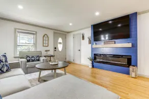 Owls Nest Cozy Westfield Home with Fire Pit - Image 4