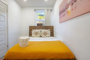 The Grand NDG Stay|Your Home in NDG - Image 4