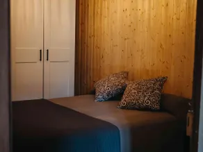 Apartment in an old farmhouse next to the river - Image 5
