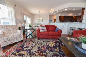 Stunning-waterfront, beach, pools, family fun & pets! - Image 3