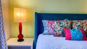 Vibrant Relaxing Retreat Fully Stocked Apartment - Image 4