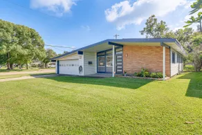 5 Mi to Texas City Dike & Beach! Family Hideaway - Image 3