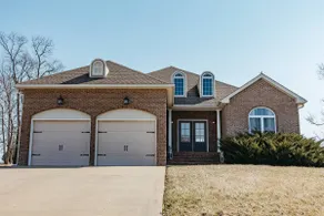 Stunner Golf Course View | Walkable to Club House - Image 4